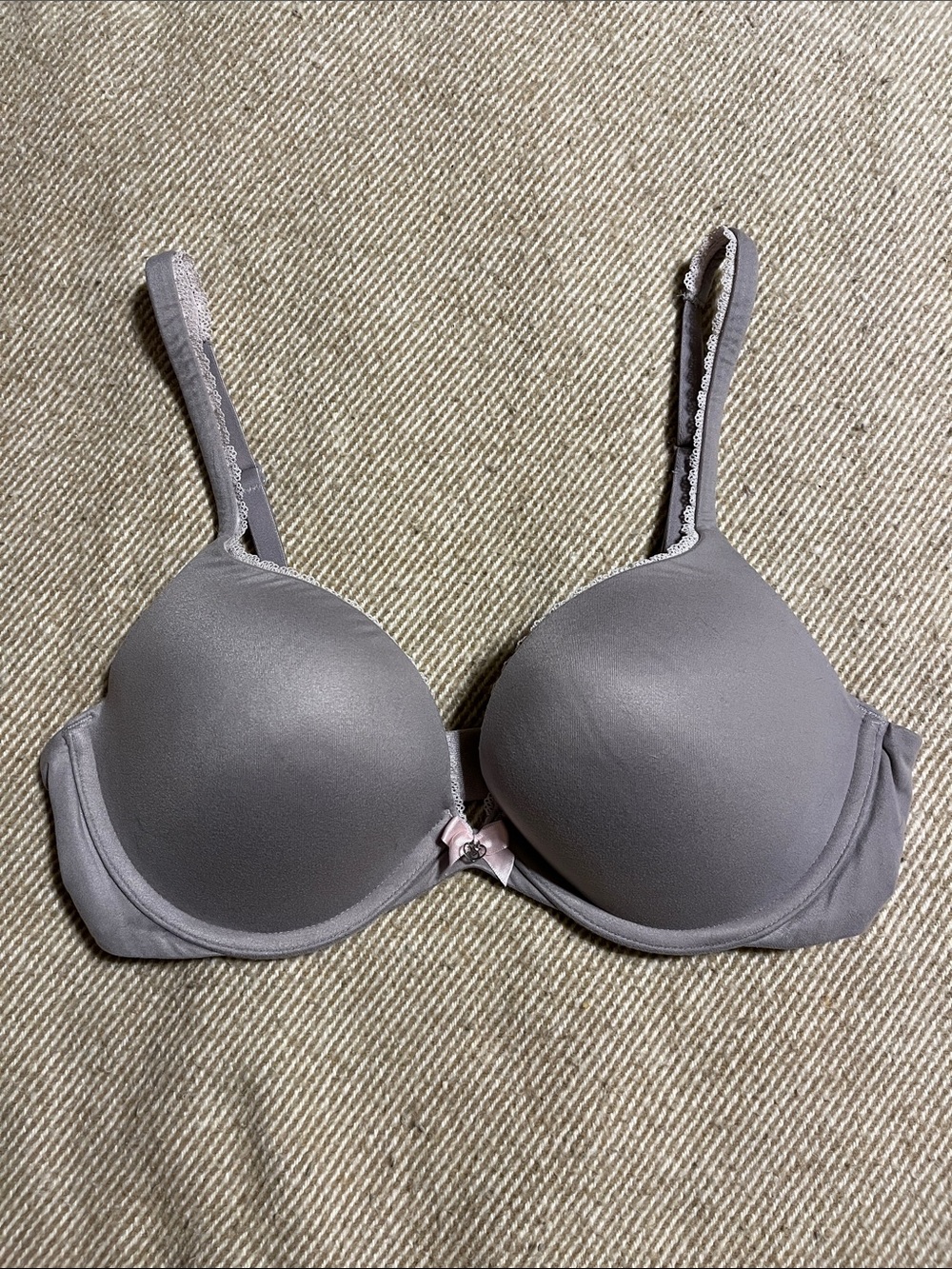 Victoria's Secret Gray Molded Push-Up Bra with Pink Center Bow